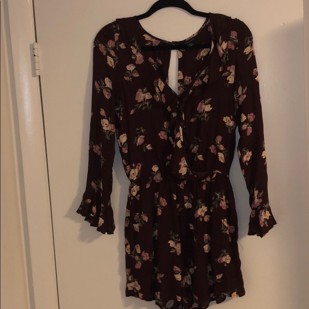 Maroon, American eagle floral romper, brand new